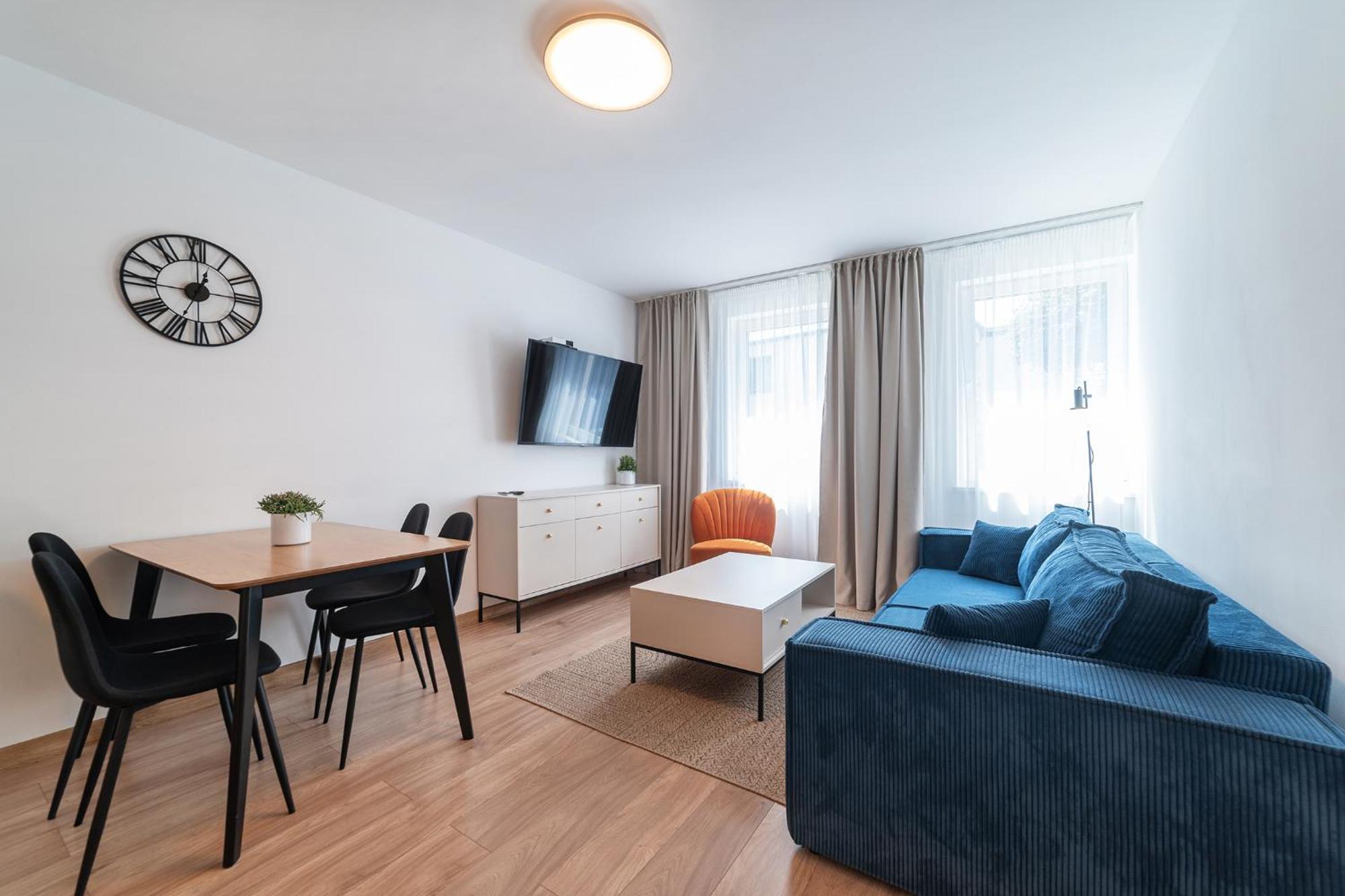Apartment Stefanskiego 38 I *
